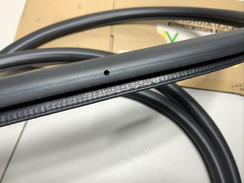 2013-2018 Lexus ES350 Front Left Side Door Weatherstrip Seal 62312-33100 LH OEM - Picture 21 of 21