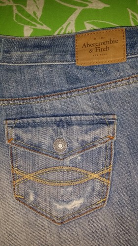 ABERCROMBIE & FITCH Destroyed Jean Shorts LIGHT WASH Sz 0 USED - Picture 4 of 5