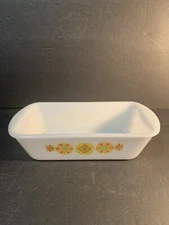 Vintage White Milk Glass 522 Ovenware 1.5 Qt Loaf Pan Yellow Orange Flower