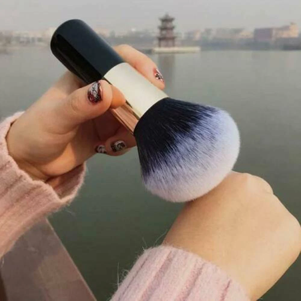 Huge makeup brush deals