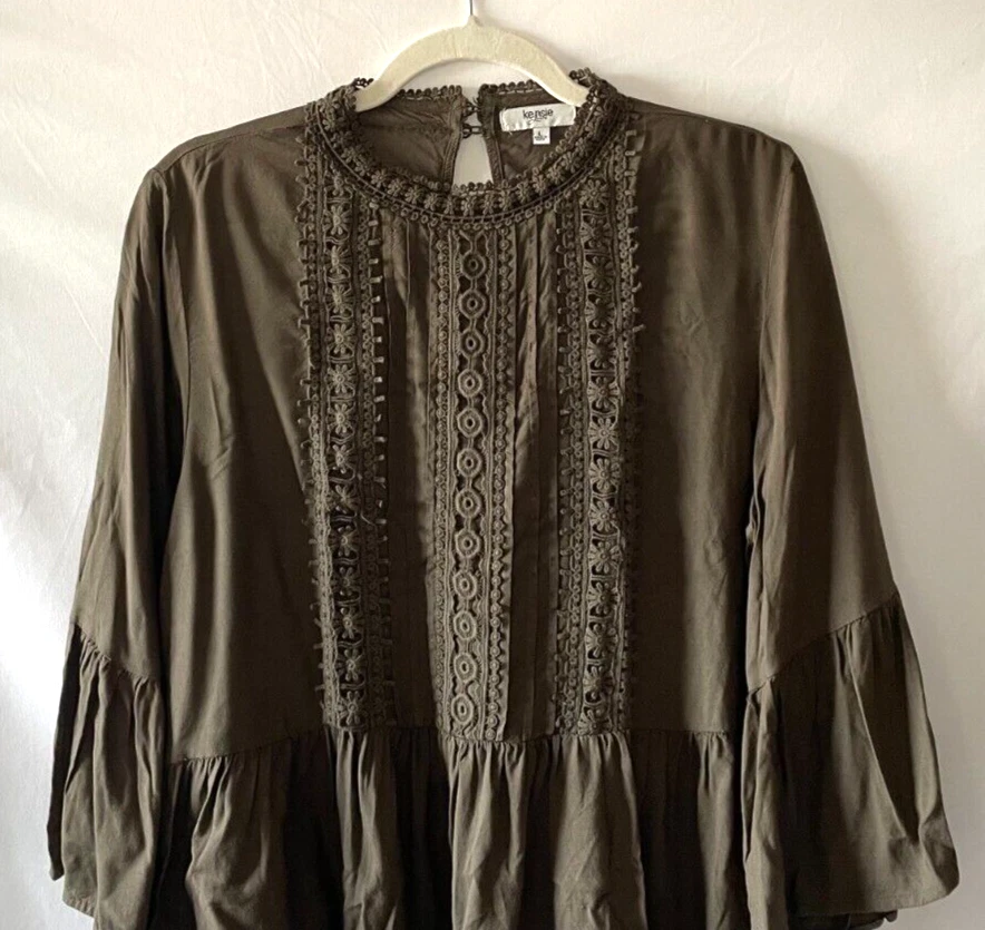 Kensie Jeans Women's Green Ruffle Front Blouse Size L - Imagem 3 de 4