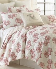 LEVTEX LUXURY BELIZE CORAL COASTAL QUILTED FULL QUEEN QUILT SET 88" X 92" NEW