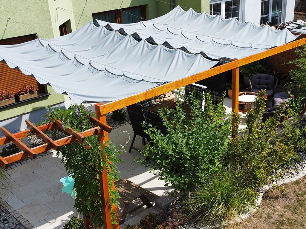 SLIDING SHADE SAIL MADE TO MEASURE WATERPROOF RETRACTABLE SUN SHADE