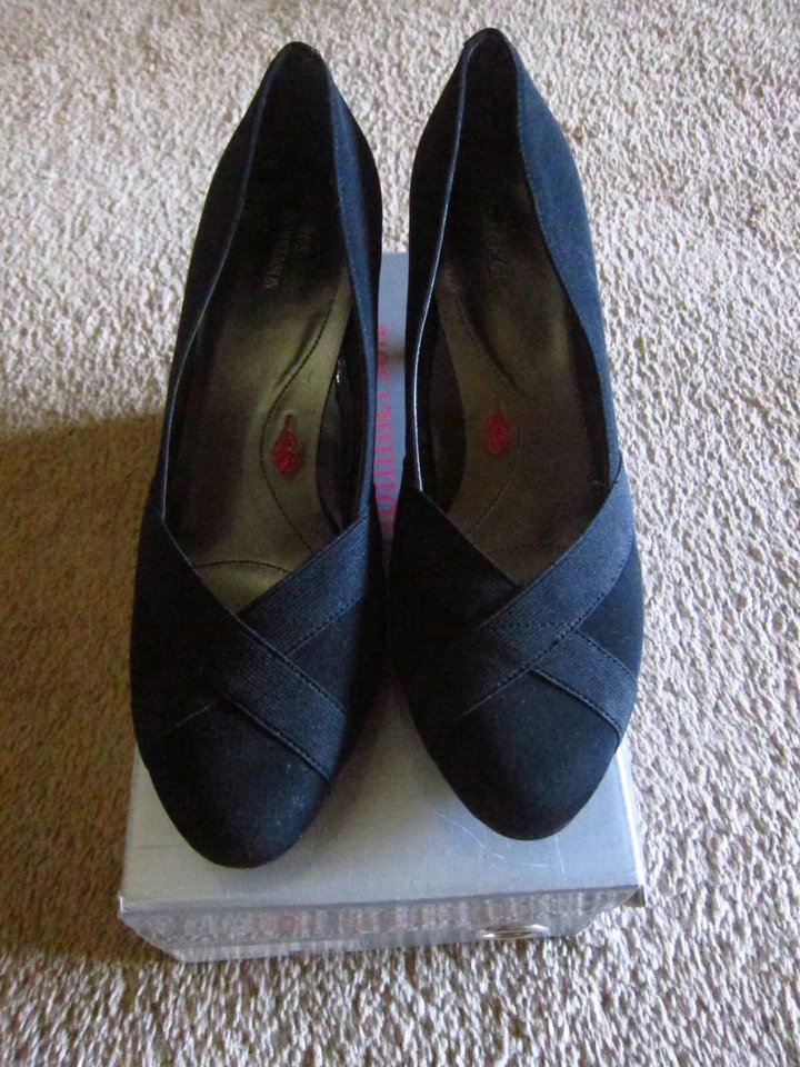NIB - Ros Hommerson "Jennifer" black mid-heel fabric pumps 8.5 W - Image 2 of 4