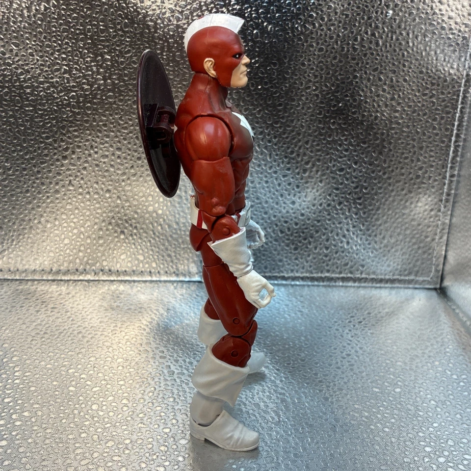 Figura de acción completa Marvel Legends Hasbro Giant Man serie BAF Red Guardian Foto 4 de 4