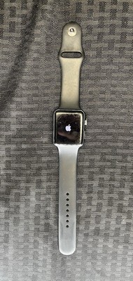Apple Watch Series 3 42mm Aluminum GPS - Untested