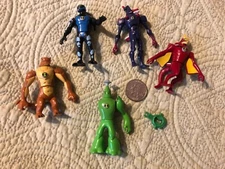 Ben 10 Toys Bandai Cartoon Network s08 Transformation Station FIGURES for