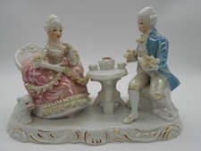 GRANDE FIGURINE GROUPE SCENE