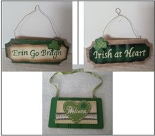 St Patrick's Day Decor Sign Hanging Shamrock Wood  Rustic / Country Cottage
