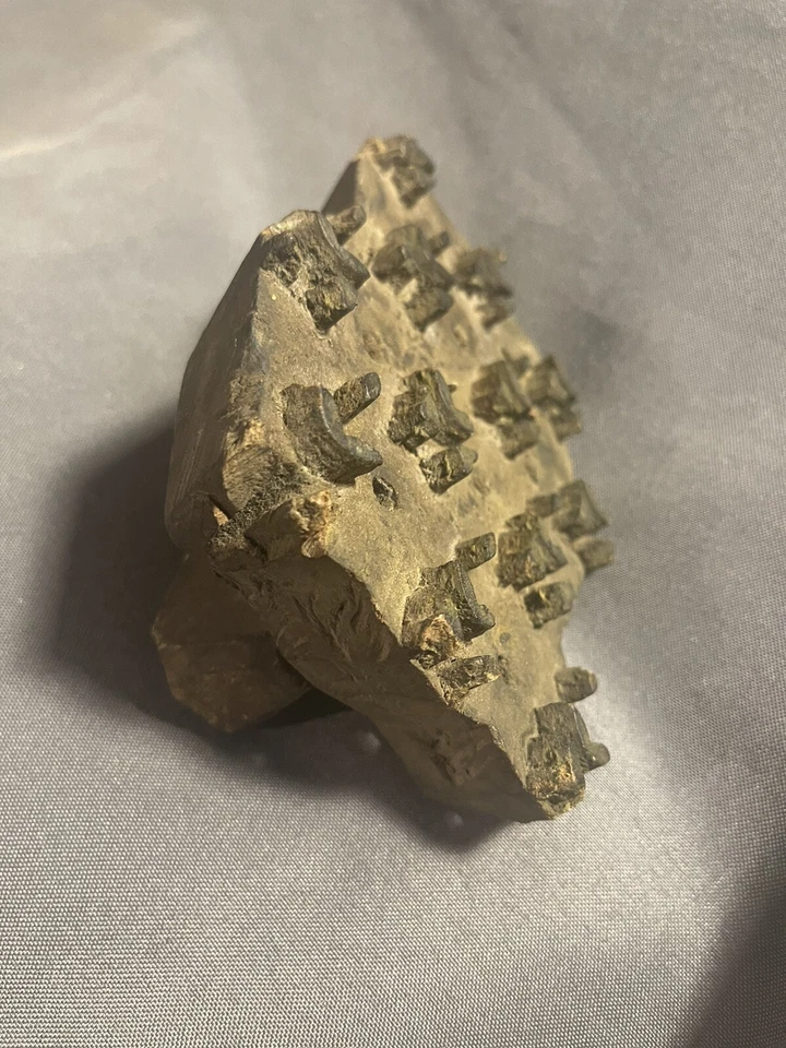 Antique Primitive Carved Wooden Textile Stamp Printing Block - Image 4 of 4