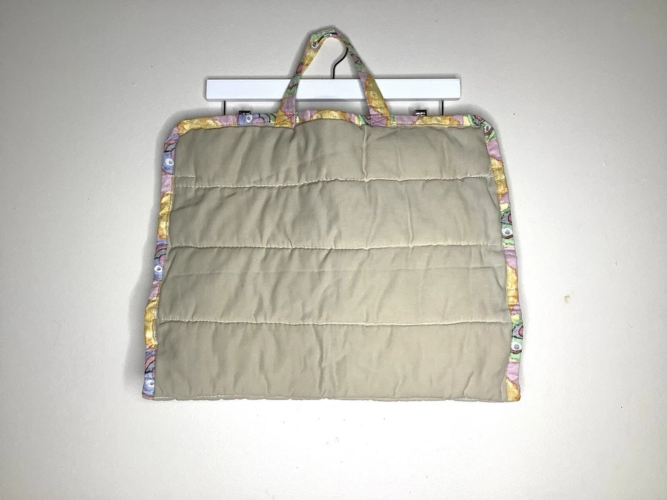 Cambiador de pañales vintage hecho a mano de Plaza Sésamo para bebé  Foto 4 de 4