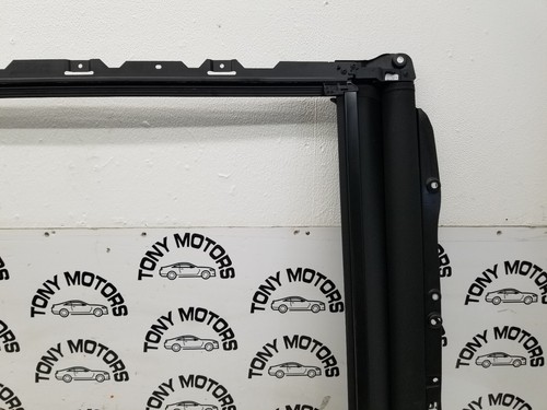 2021 SKODA KAMIQ MONTE CARLO SUNROOF FRAME WITH BLIND SHADE IN BLACK 658817017 - Picture 6 of 11