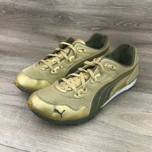 womens gold athletic shoes