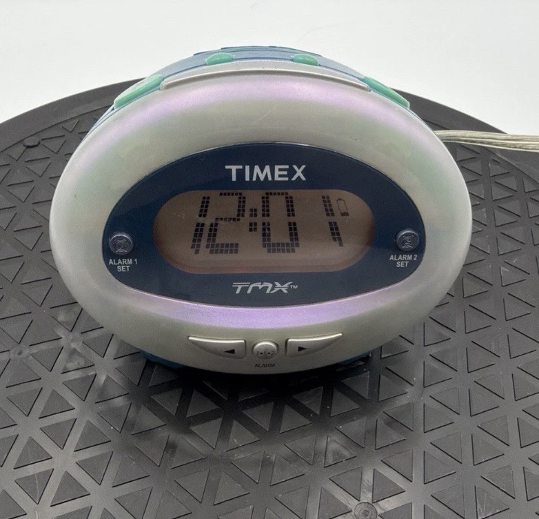 RARE Vintage Timex TX-40L TMX Rock N’ Roll Translucent Frutiger Aero Alarm Clock