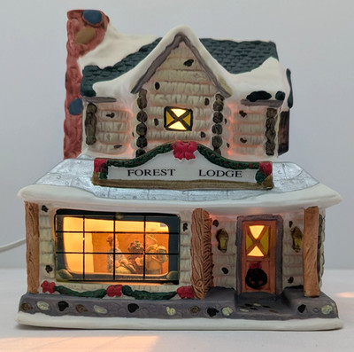 Holiday Style Forest Lodge Porcelain Lighted Diorama 3D Look Inside Window Scene