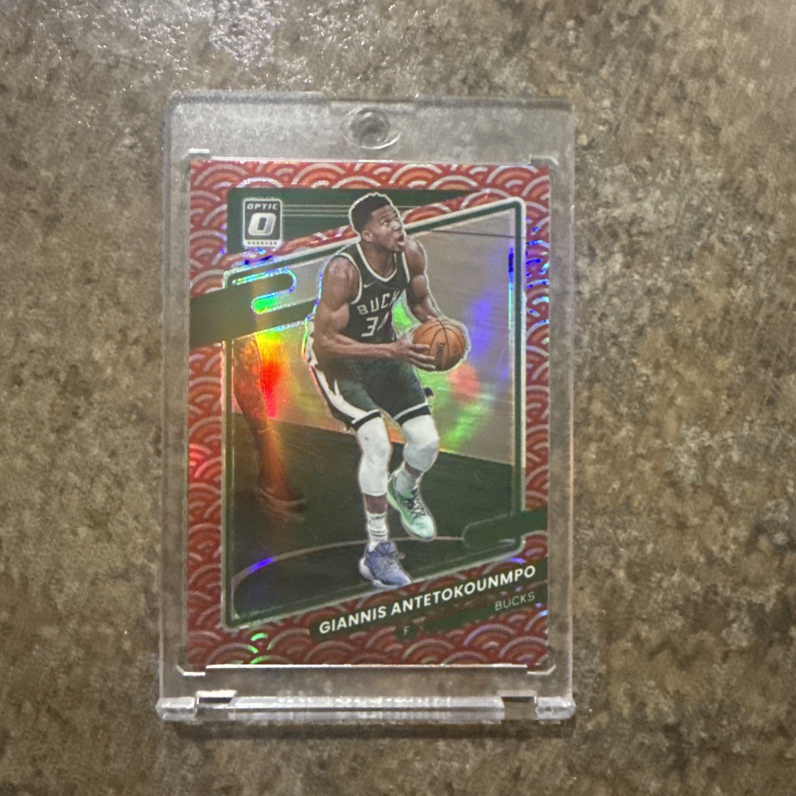 2021-22 Panini Donruss Optic - Giannis Antetokounmpo #31 Photon Prizm
