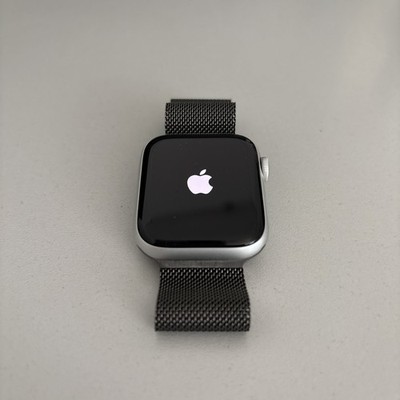 Apple Watch SE (2023) 44mm