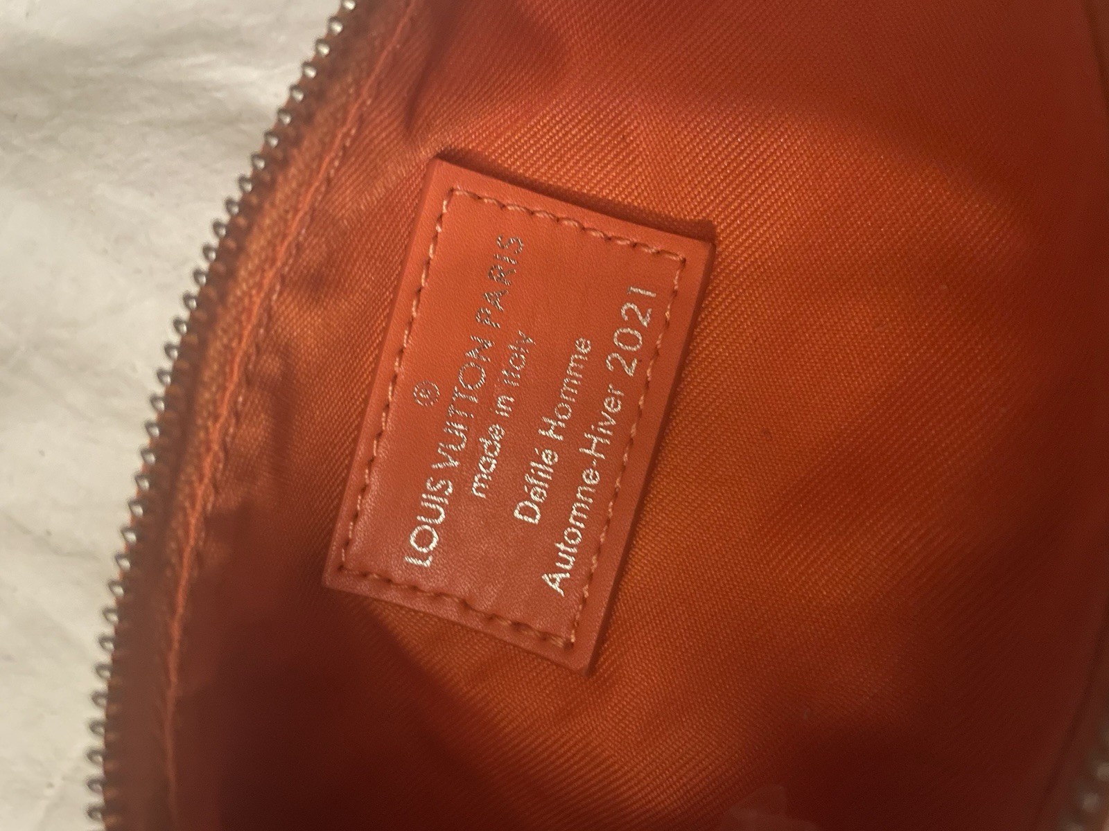 LUXURY POUCH - image 3