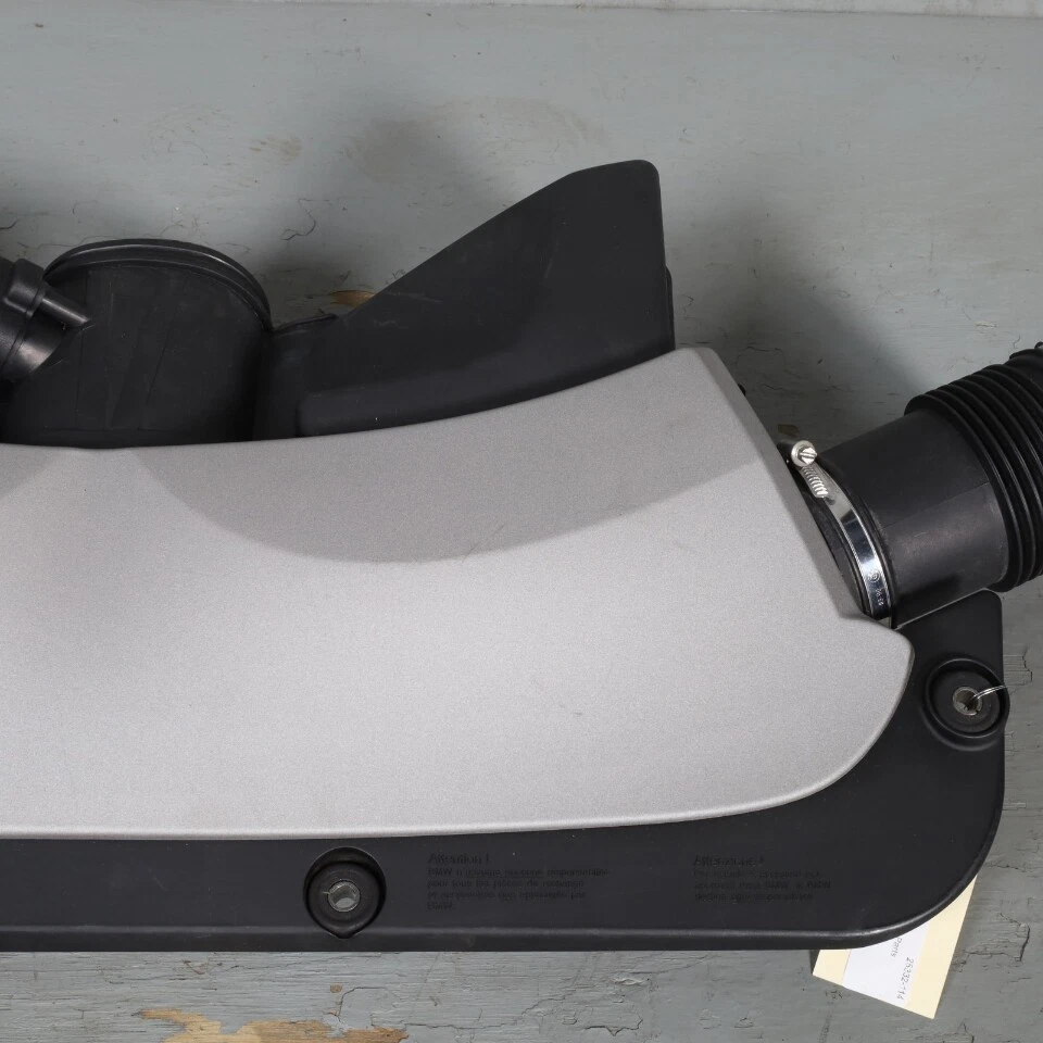 2006-2008 BMW 550i 650i 750i N62 4.8 Engine Beauty Cover 11617535151 OEM Used Foto 3 de 4