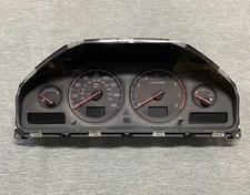 Volvo OEM Instrument Cluster 8637995 69294-660T — S60 / S80 / V70 / XC70 / XC90