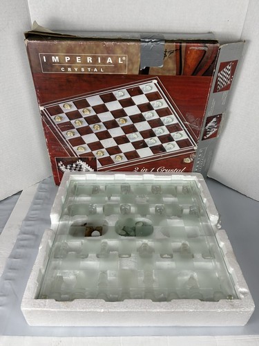 Imperial Crystal Chess Set - Chess and Checkers Game Frosted Glass Two in One - 第 1/11 張圖片