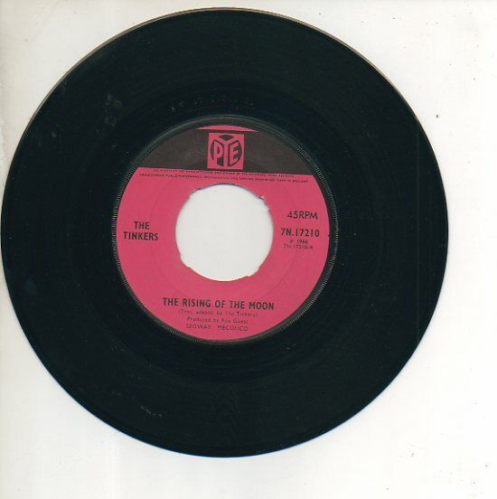 THE TINKERS 45 RPM Record TELL IRELAND I STILL MISS HER / THE RISING OF THE MOON