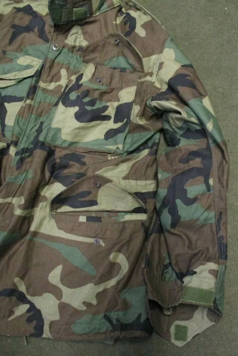 U.S. Military Original M81 Woodland Camo M65 Cold Weather Field