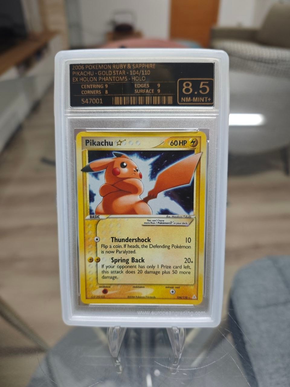 Pikachu Gold Star 104/110 EX Holon Phantoms Holo - Graded 8.5 NM/Mint Ultra Rare
