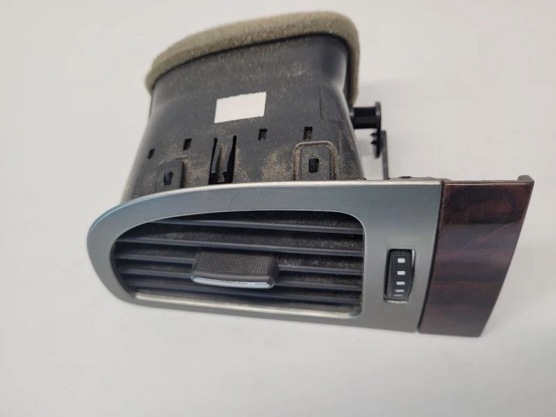 2007-2014 GMC YUKON DENALI ЛЕВАЯ ЛЕВАЯ ПАНЕЛЬ ВЕНТИЛЯЦИОННОЕ ОТВЕРСТИЕ ДРЕВЕСИНА 20935574 - Изображение 2 из 4