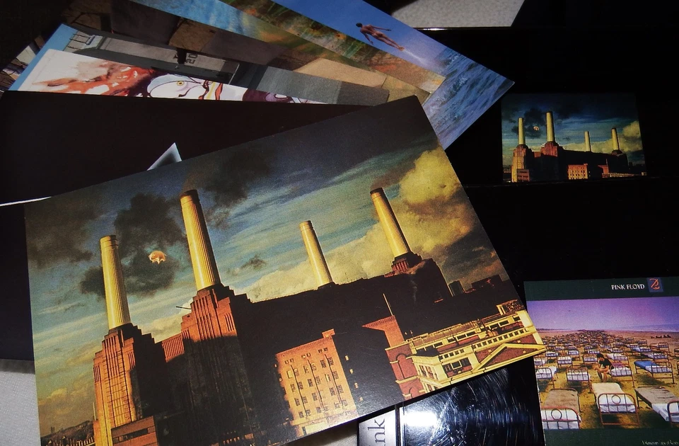 PINK FLOYD Shine On 9CD Box Set 1992 The Wall Animals Meddle Book Postcards RARE - Bild 3 von 3