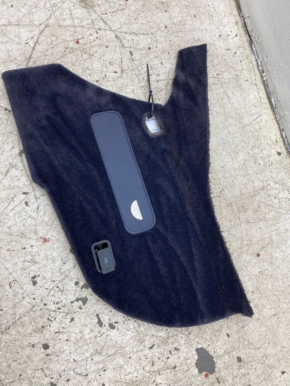 2010-2020 BENTLEY MULSANNE OEM REAR LEFT TRUNK QUARTER CARPET TRIM COVER