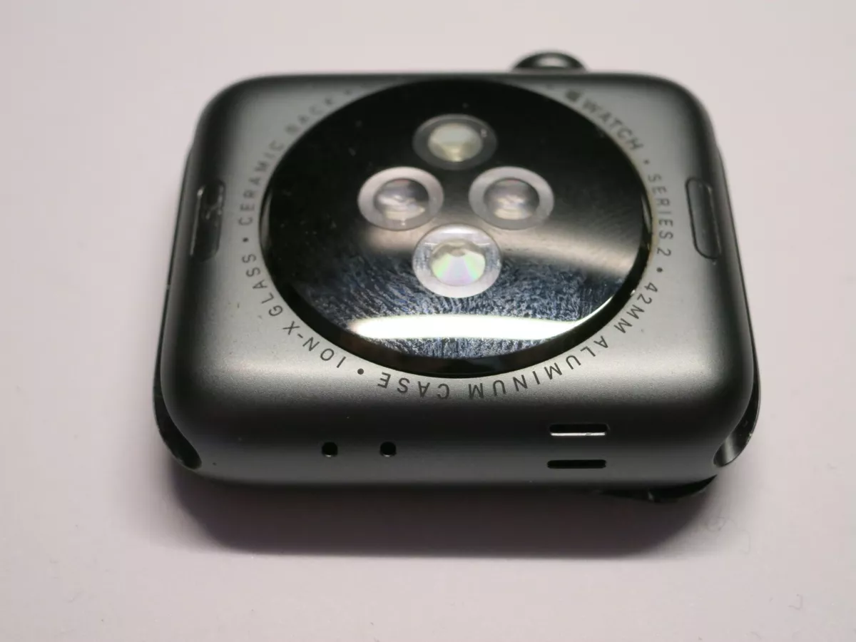 Apple watch series hotsell 2 42mm ebay