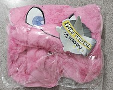 Neopets 25th Anniversary Acara NeoHood Con Exclusive With Virtual Code Brand New