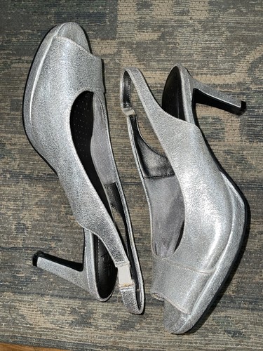 LIFE STRIDE Soft System SILVER SPARKLE Sling Back Open Toe Dress Shoes Size 9 - Picture 2 of 6