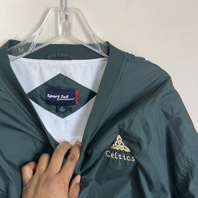Vintage Sport Tek Boston Celtics Mens Windbreaker Pullover Jacket
