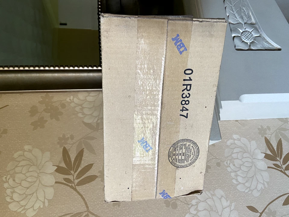 IBM 39M4544  73GB 15000RPM Fibre Channel 2Gb/s 3.5-Inch Hard Drive option RETAIL - Image 3 of 4