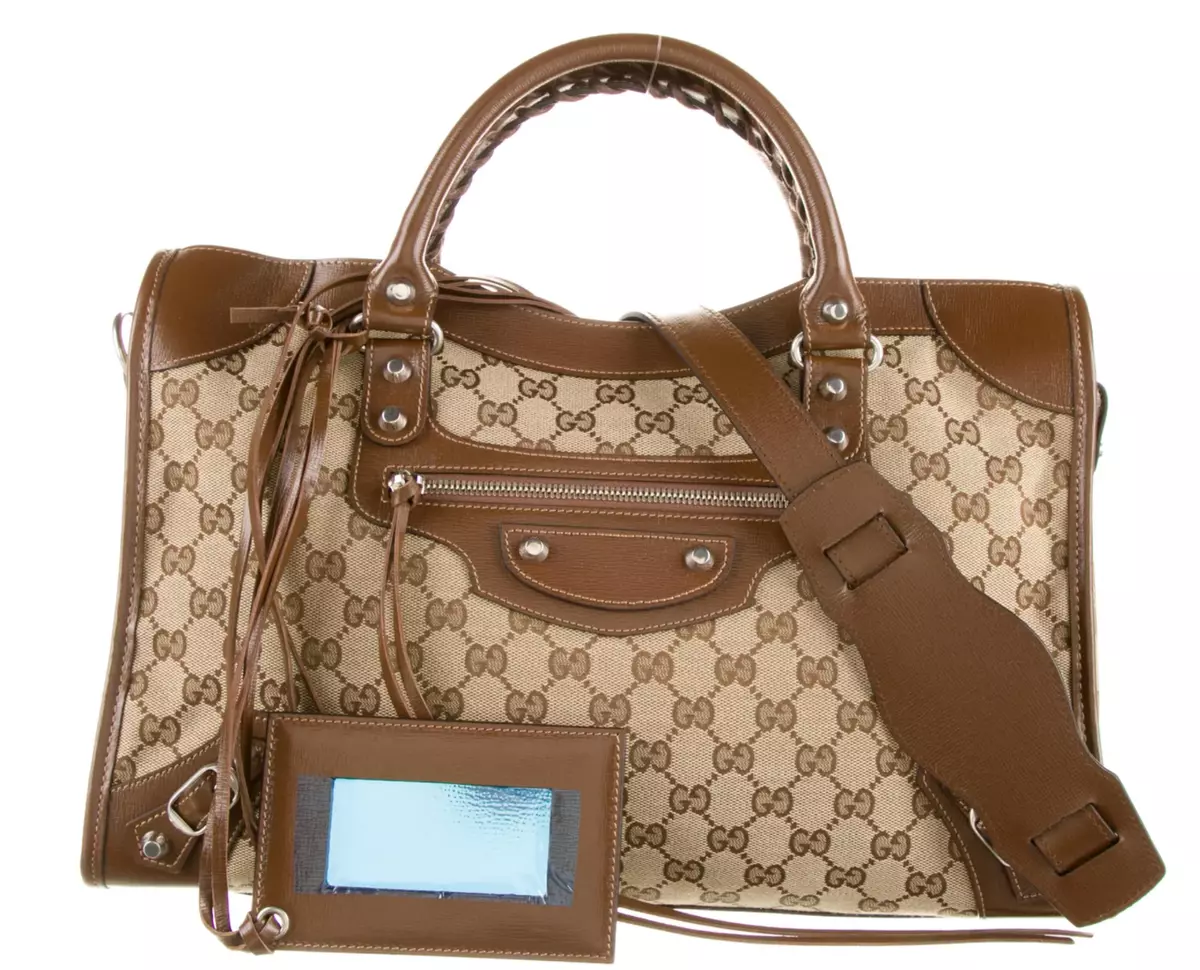 Authenticated used Balenciaga Bag Gucci Collaboration Hacker Camera Beige Mini Shoulder Pochette Bb Pattern Ladies Leather, Women's, Size: (HxWxD)