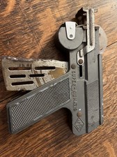 VINTAGE 1950'S TOY DIE CAST POPGUN LMCO SUPER NUMATIC PAPER ROLL POPS, LOUD 