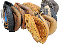 EASTON BROKEN CATCHERS MITT.
