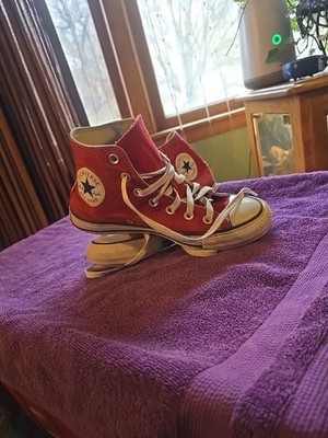 Vintage 70 s Converse Chuck Taylor All Star Size 5.5 Women s Made In USA Red