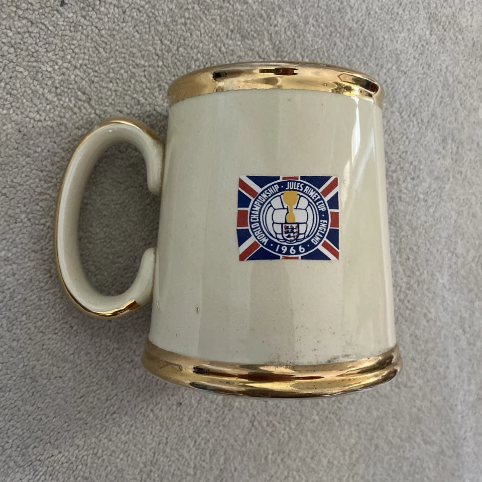 1966 Football World Cup Willie Tankard - Image 2 of 4