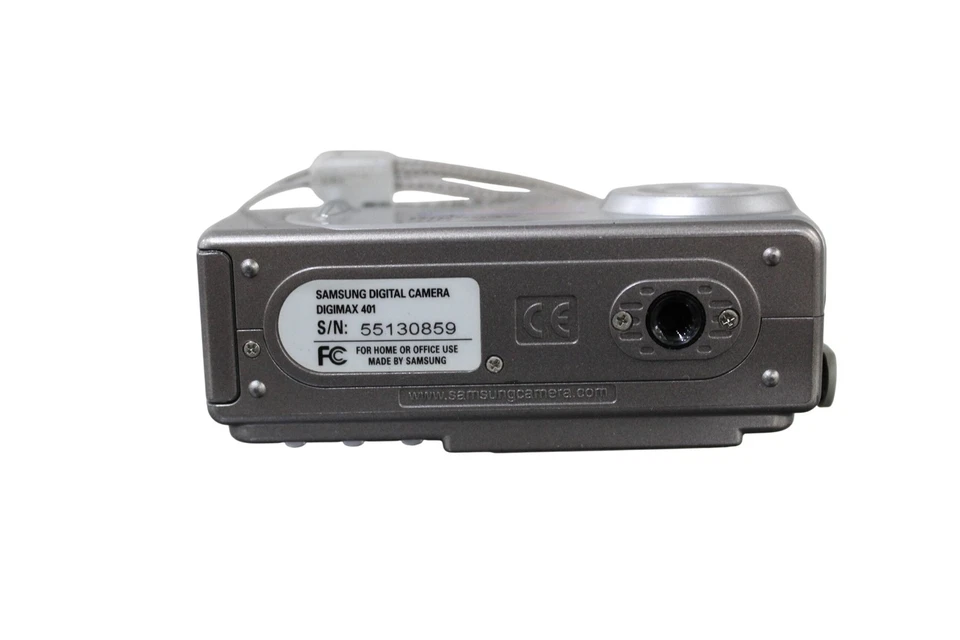 Samsung Digimax 401 4.0Mp Digital Camera Compact  - Image 3 of 4