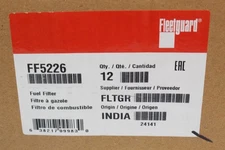 12 Pack Genuine Fleetguard Fuel Filter FF5226