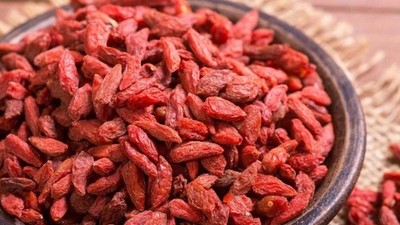 Pure Organic Dried Berberine Herbs Naturally Sourced Wellness  بربرين مجفف طبيعي