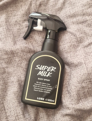 Lush Super Milk Körperspray 200 ml Zitrone & Vanille, unisex