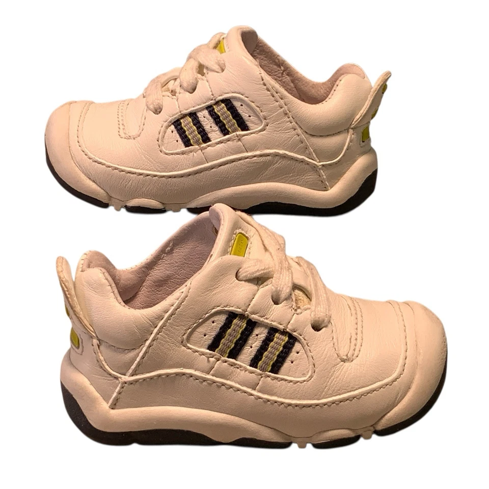 Zapatilla deportiva Stride Rite unisex movimiento suave scooter talla 2,5 W blanca niño 2025955 Foto 3 de 4