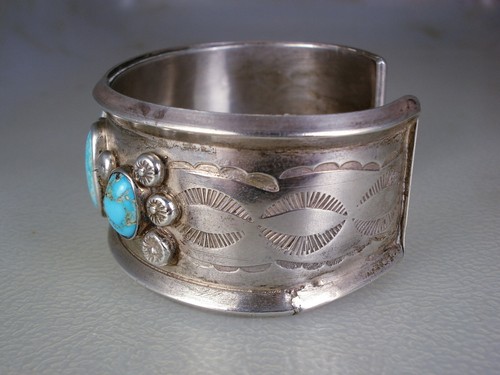 FABULOUS OLD NAVAJO STERLING SILVER & 5 BLUE DIAMOND TURQUOISE ROW BRACELET - Picture 3 of 9