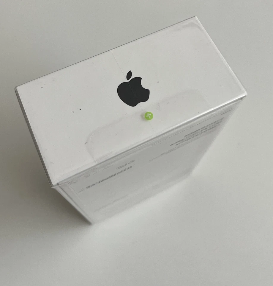 New Sealed Apple iPhone 7 PLUS 32gb - Black - Image 3 of 4