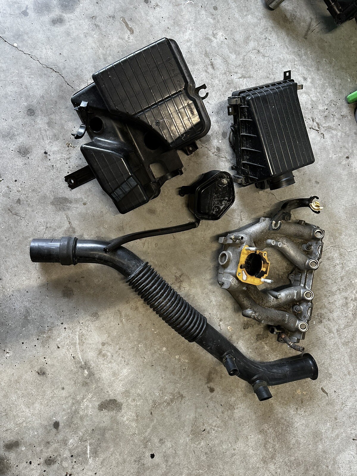 96 97 98 99 00 HONDA CIVIC INTAKE MANIFOLD DX LX D16Y7 eBay