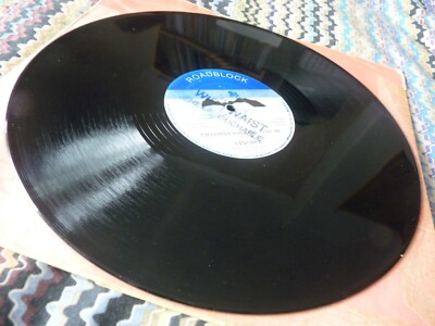 Sanchez reggae 12'' I'm Gonna Make You Love Me plays EXminus/VG Roadblock